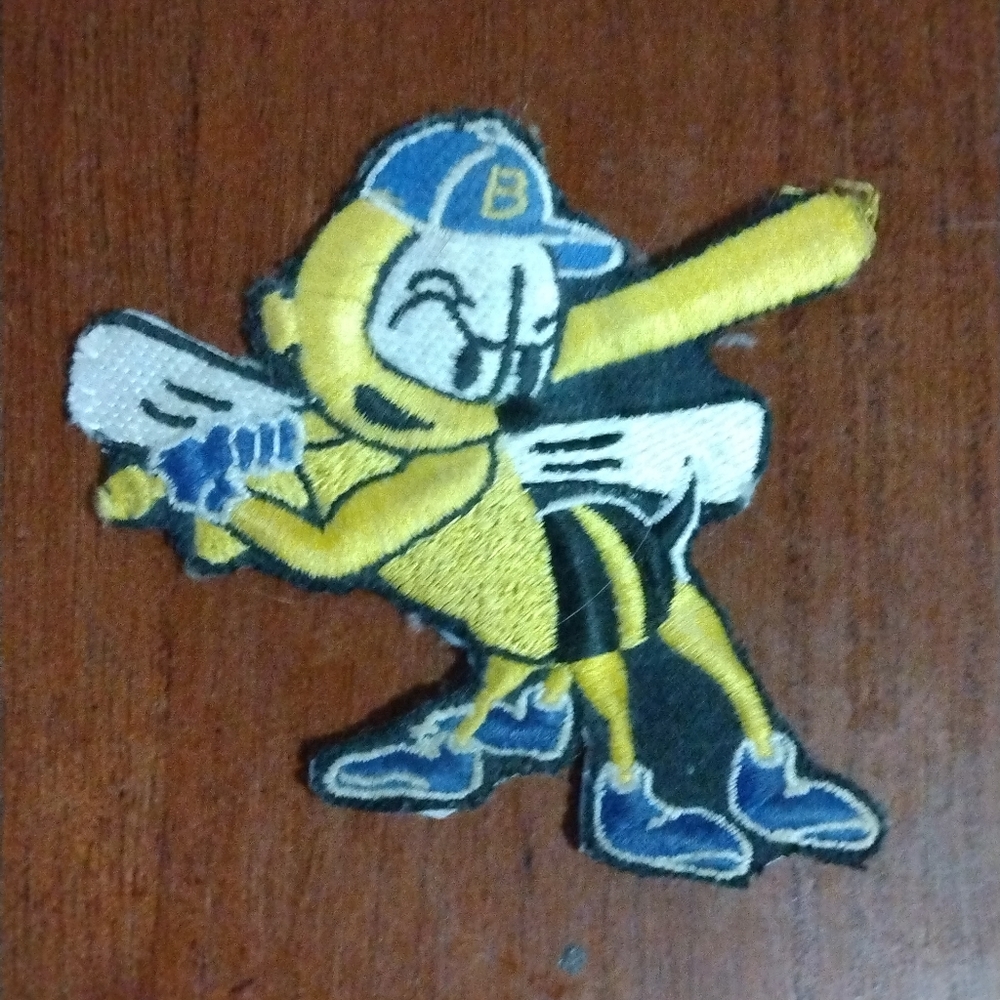 Burlington Bees 1993 MiLB 3" x 3" Patch